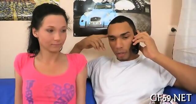 Teen Is Lured To Have Threesome