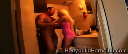Perv Bodybuilder Sexercises His Tongue With A Sweet Wet Pussy