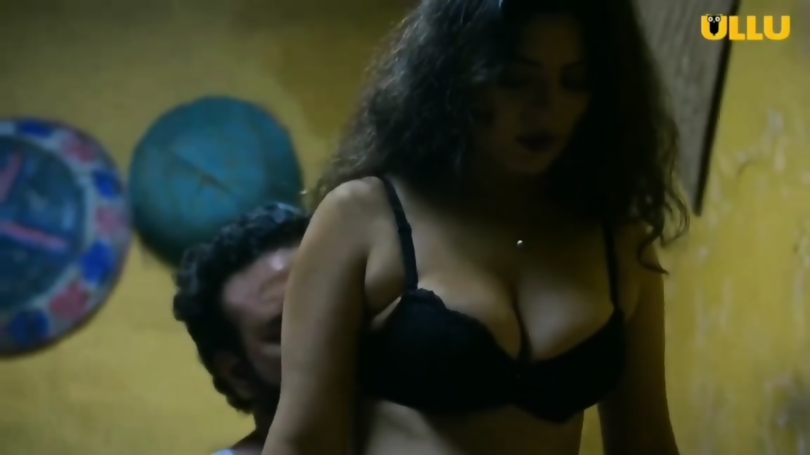 Hot Sex With Sasur - Indian Web Series Sasur Bahu SexSexiezPix Web Porn