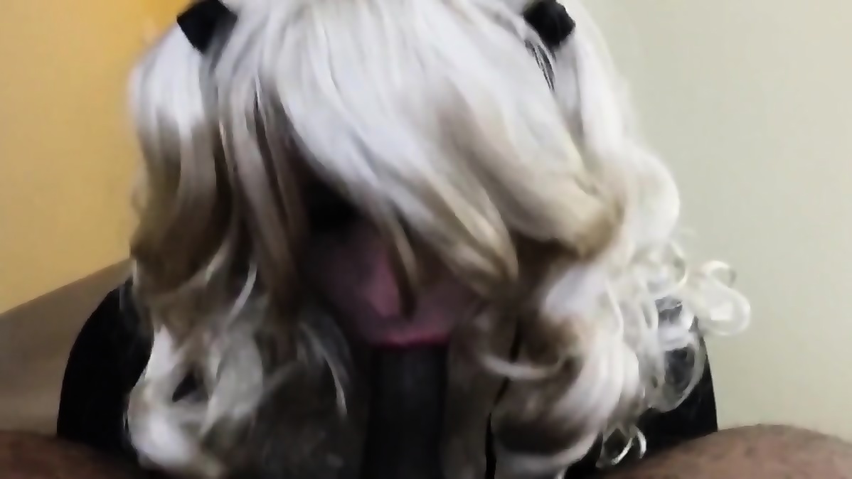 sissy crossdresser sucks and swallows pic