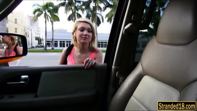 Young Chick Dakota Skye Fucked Hard In the Car
