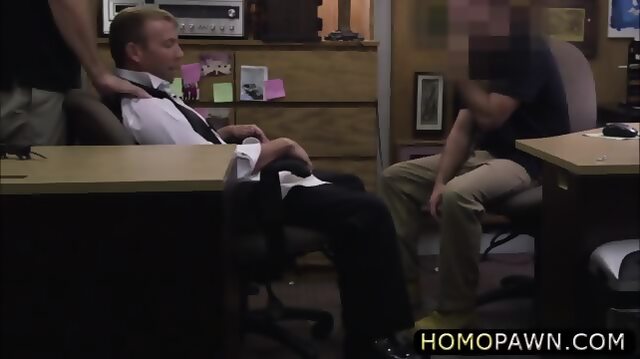 Handsome Groom Tries Sucking Cock And Loved It Until He Gets Anal Holed In The Pawnshop