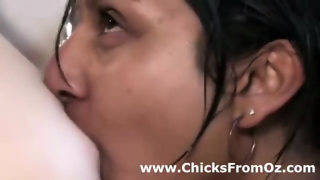 Australian Lesbians Kissing And Fingering In Bath Eporner