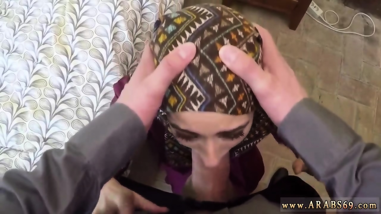 mom nce handjob amateur