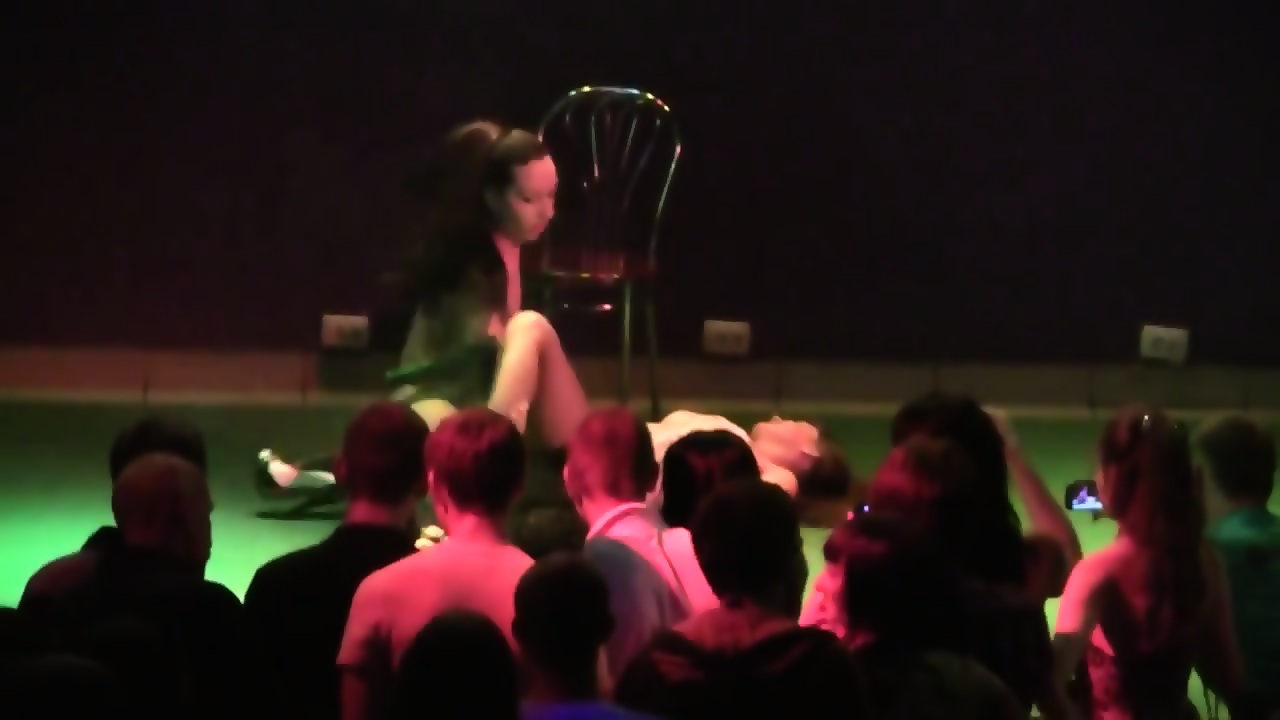 Amateur Girl Given Lap Dance By Professional Stripper On Stage