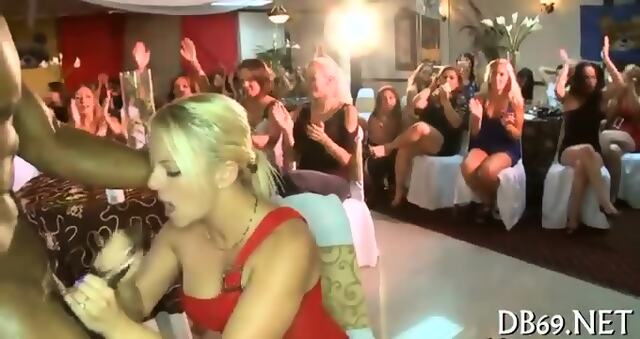 Steamy Hot Blowjob Party