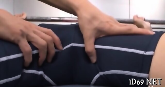 Captivating A Hungry Cock
