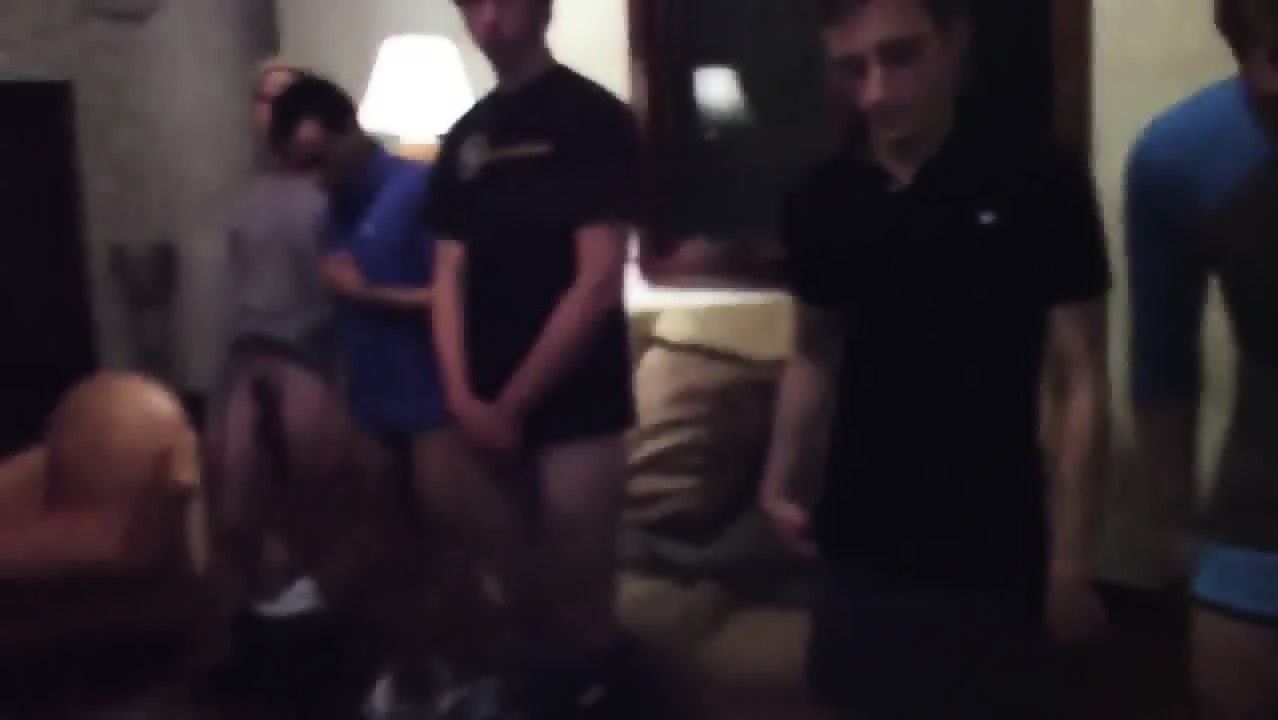 Frat House Initiation - Amatuer Teens At Initiation Give Bj To Get In To Frat House - EPORNER