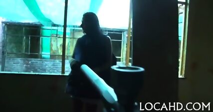 Juicy Babe Performs Dick-riding