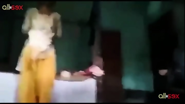 Bangla Sex Video Brother Fucks Sister - EPORNER