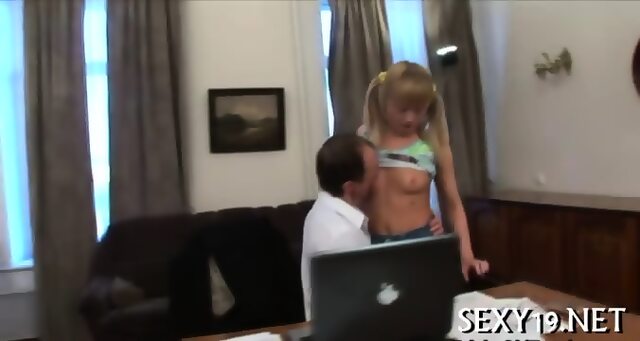 Pounding Babe S Tight Pussy