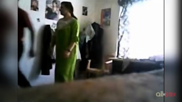 Pakistan Sex Mom Son - Milf Mom Son Pakistani Sex Video - EPORNER