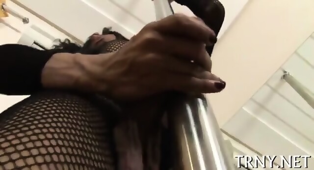 Mature Tranny Enjoys Anal