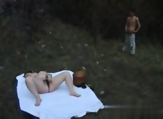 Couple A Lexterieur - Cheated On