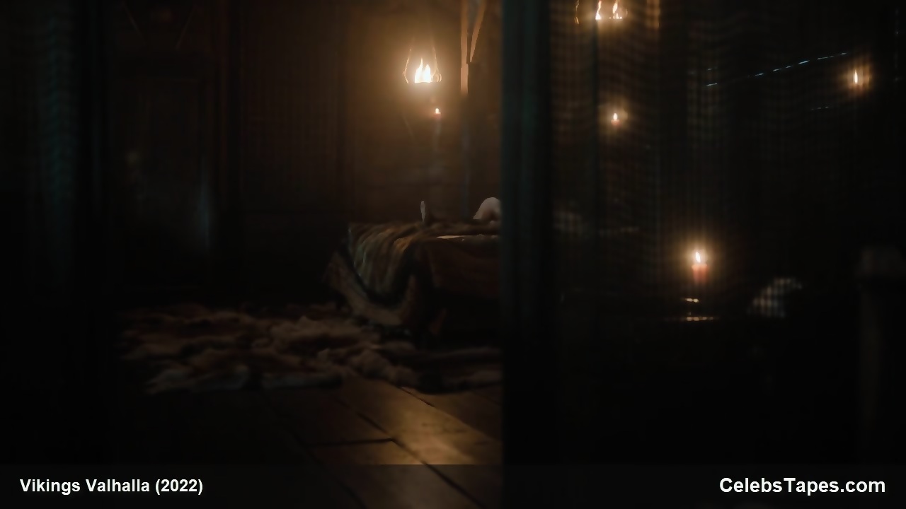 Frida Gustavsson Nude Sex Laura Berlin Nude Topless - EPORNER