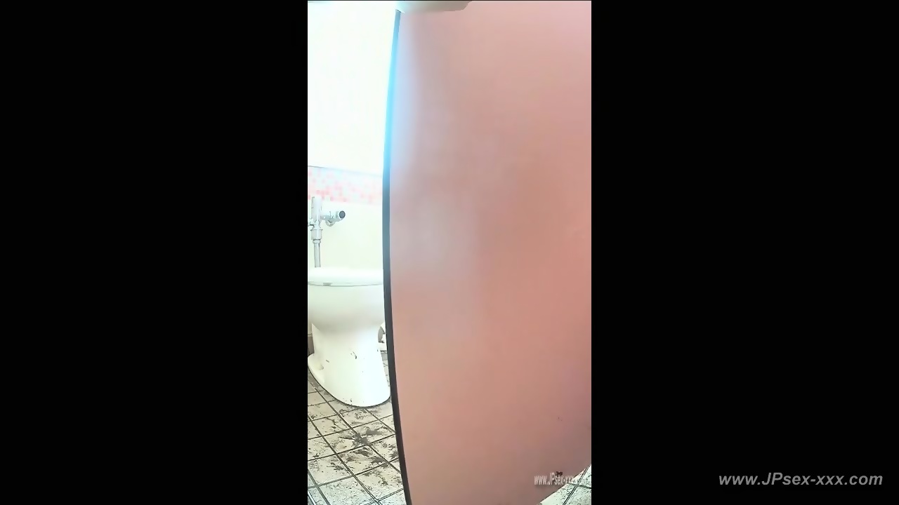 hot amateur teen fucked in bathroom