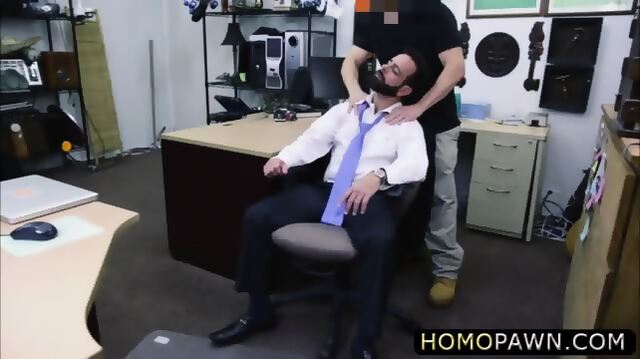 Matured Desperate Man Engages In Hardcore Gay Sex And Gets Her Cock Pulled
