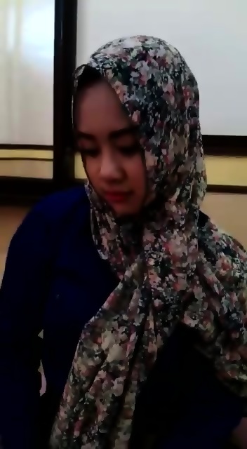 Jilbab Pamer Kebolehannya Eporner