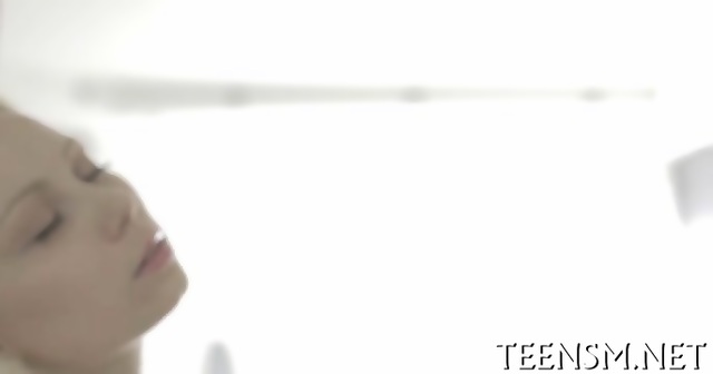 Bubble Butt Teen In Heavy Action