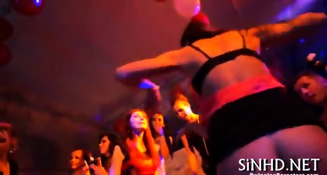 Explicit And Wild Club Pleasuring
