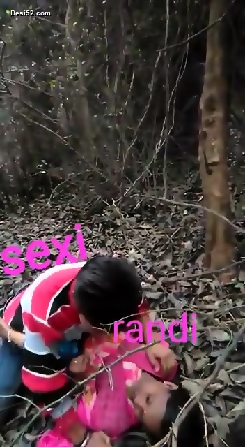 Xxx Video Randi Rap - Desi Randi Caught Open Outdoor Jangal Sex - EPORNER
