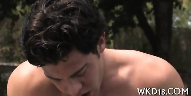 Babe Seduces Man To Fuck