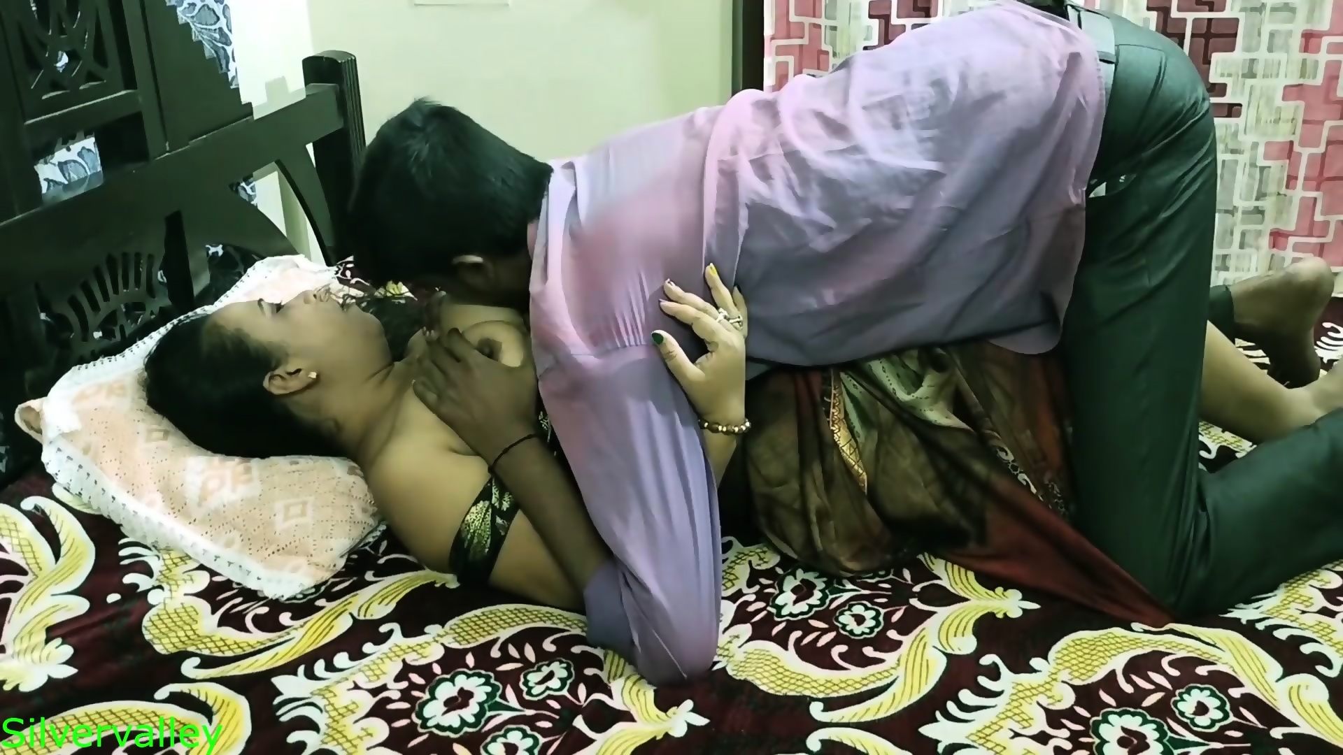 Indian Xxx Sexy Milf Bhabhi Secret Sex With Nephew Real photo