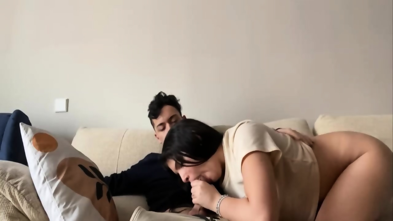 Cheating French GirlFrench Friend Fucked And Creampied By Her BoyFrench Friends Best French Friend! POV