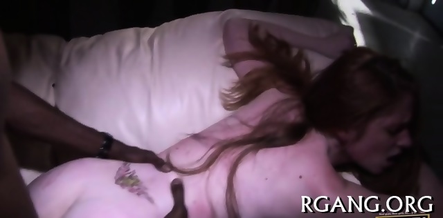 Men satisfy their hot GFs