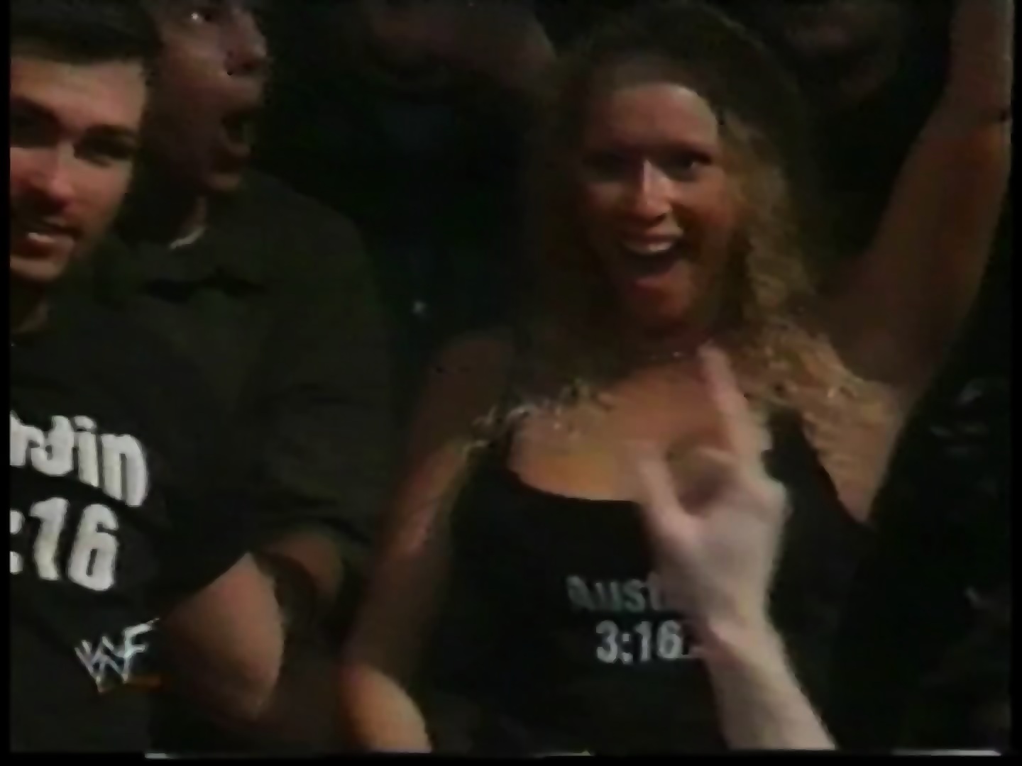 Busty Wwe Fan Flashes Her Boobs For Triple H And Dx Wwf Raw Is War July 20 1998 Eporner 